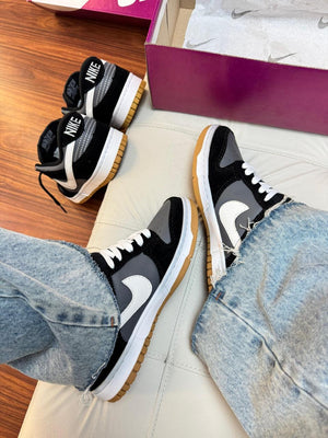 Nike Dunk SB