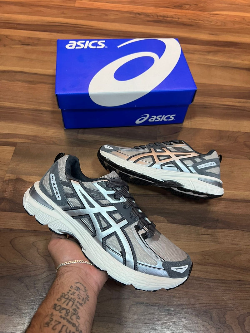 Asics Venture 6