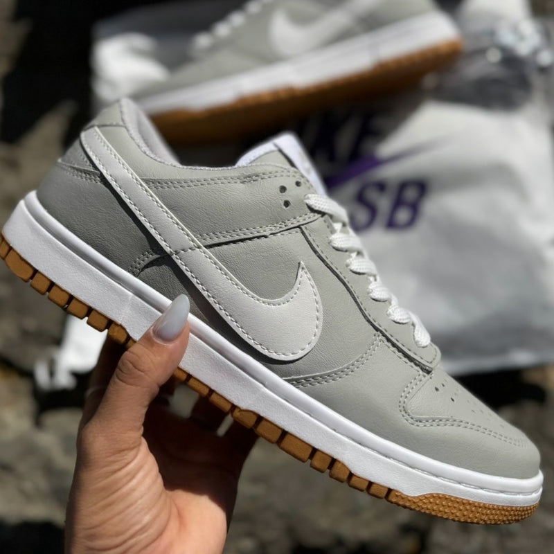 Nike Dunk Low SB