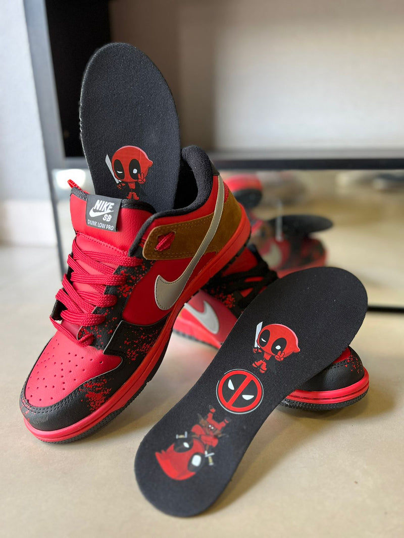 Nike Dunk Low DeadPool